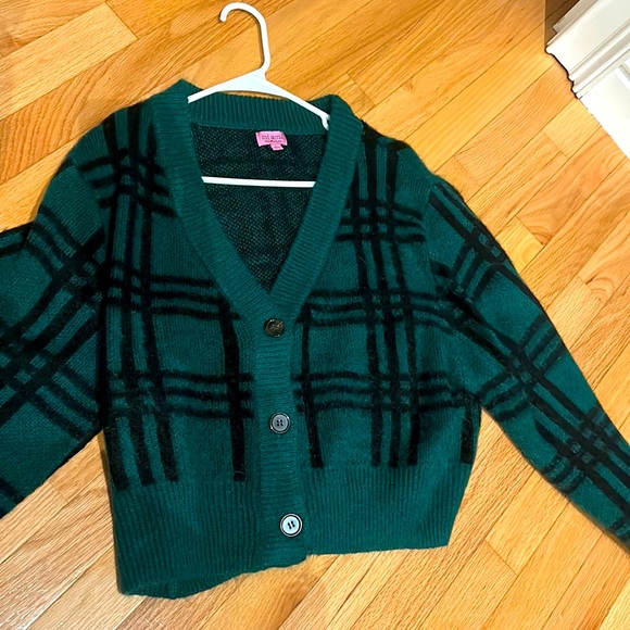 Green and black striped sweater from Francesca’s - Picture 1 of 1